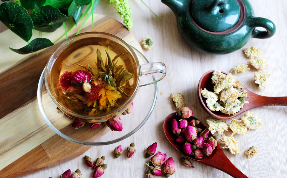 Originální kvetoucí čaj. 